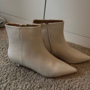 Cider white kitten heel boots